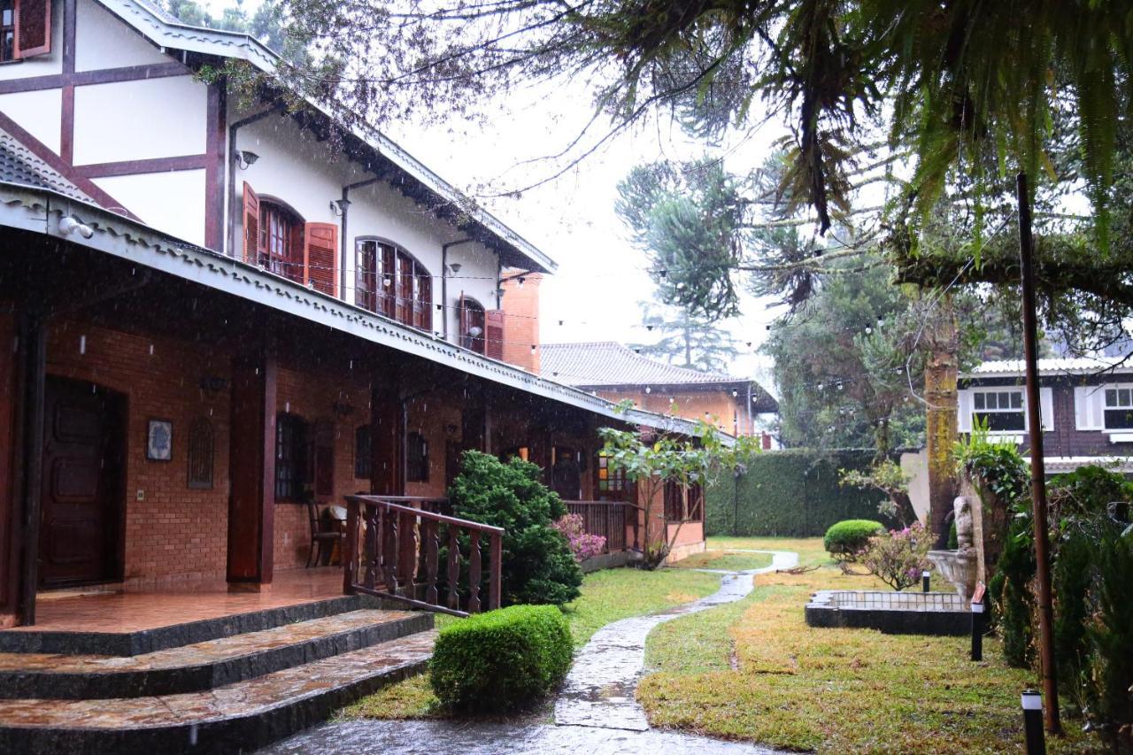 Pousada Miraflores Campos do Jordão Exterior foto
